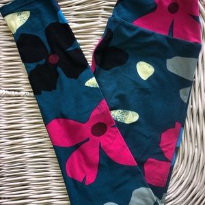 LuLaRoe One Size Leggings